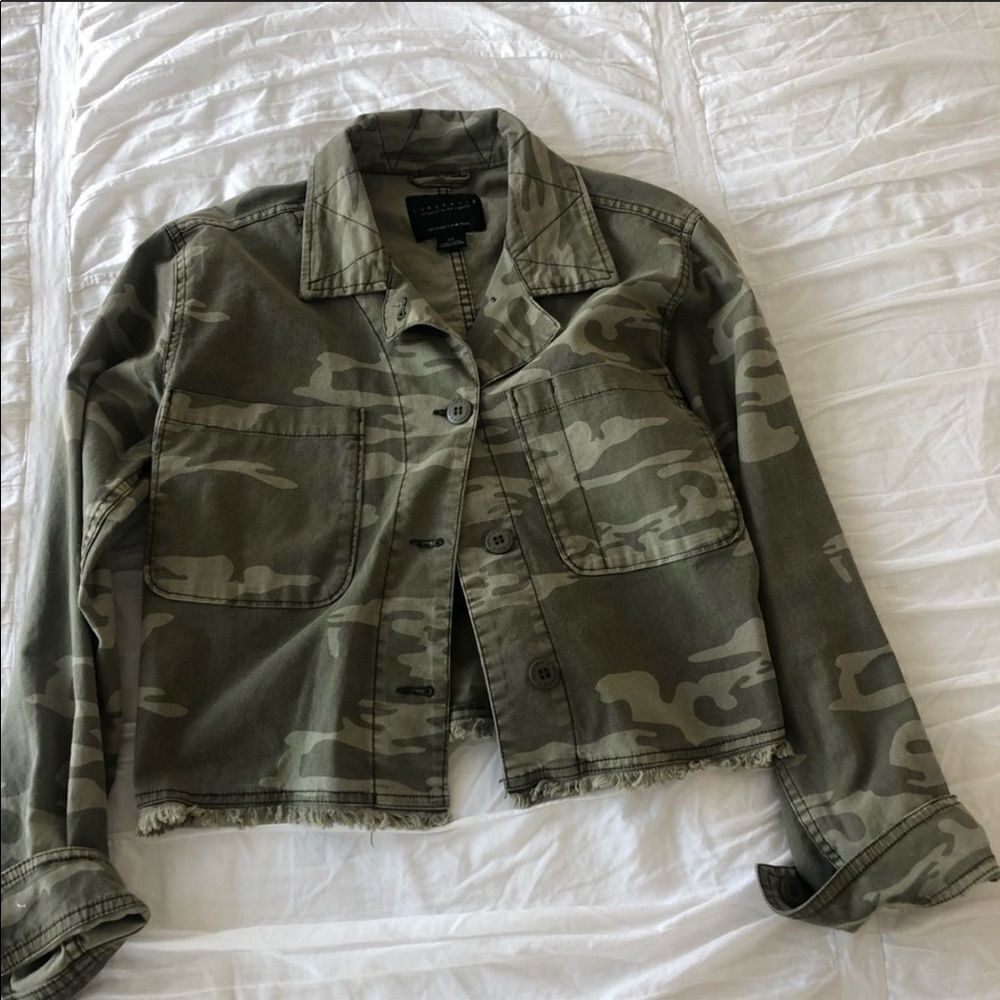 Anthropologie Camo Cropped Jacket - Picture 4 of 5